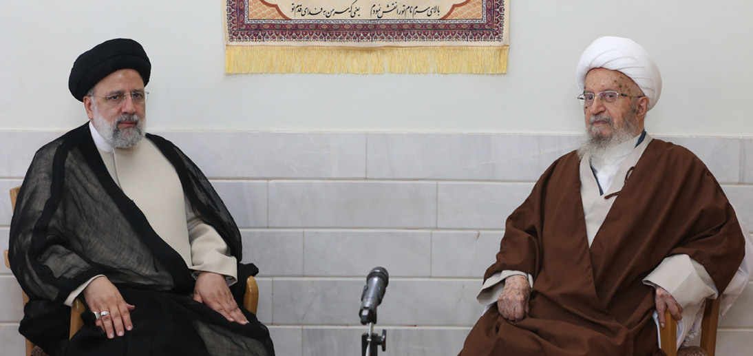 گزارش تصویری دیدار رئیس جمهور محترم با حضرت آیت الله العظمی مکارم شیرازی دامت برکاته
